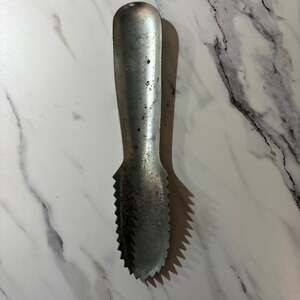 Vintage Speed Scaler Stainless Steel Metal Fish Scaler Tool